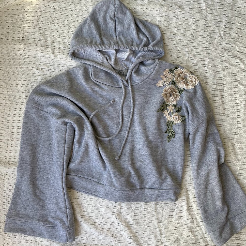 Cropped Bell Sleeve Embroidered Sweatshirt